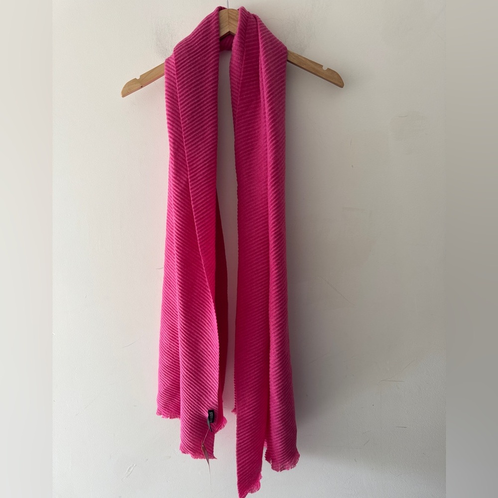 NEW!! Steve Madden Pink Ribbed‎ Cozy Soft Scarf